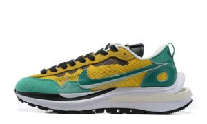 Sacai x Nike Pegasus VaporFly SPGreen:Yellow:Black:White