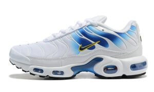 Nike Tn" Spray paint Swooch"