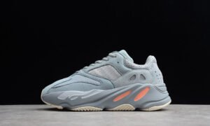 Adidas Yeezy boost 700 V2