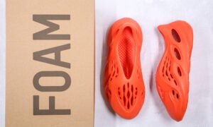 Yeezy Foam Runner orange