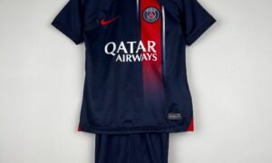 Maillot de foot + short Enfant - PSG - saison 2023-2024 ( flocage gratuit)