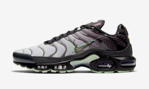 Nike Air Max Plus “ Green glow ”
