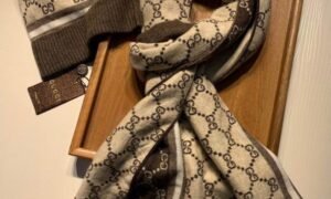 Echarpe + Bonnet Gucci