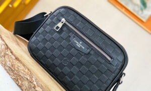 Saccoche Louis Vuitton