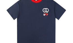 T-shirt  - Gucci