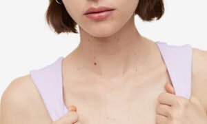 Sweetheart-neckline Top